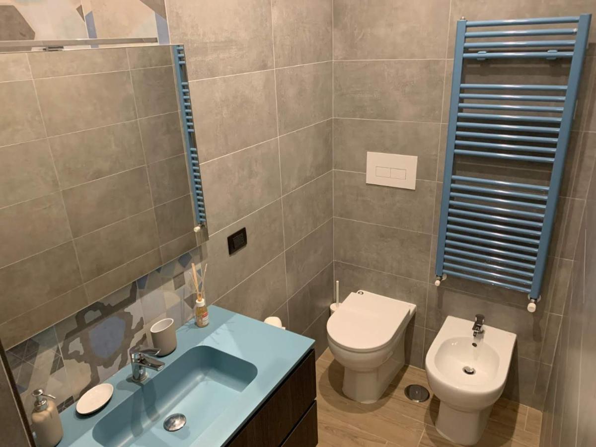 Fondacolivella Hotel Napoli Bagian luar foto